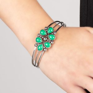 Taj Mahal Meadow - Green Bracelet (OS) - B:A2