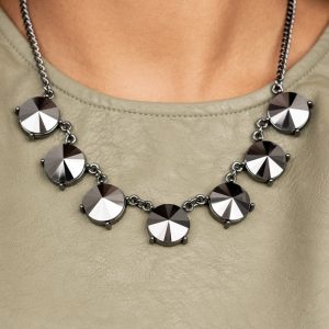 The SHOWCASE Must Go On - Black Necklace (OS) - B:A1