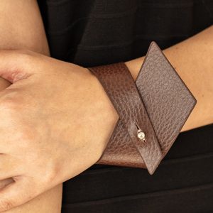 ​PIECE Offering - Brown Bracelet (OS) - B:A2