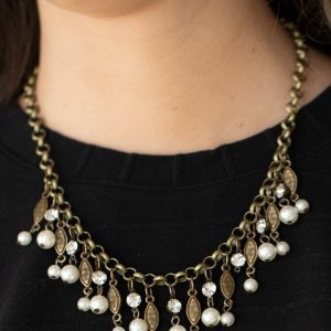 COSMOPOLITAN COUTURE - Brass Necklace, White Pearl & rhinestone (OS)