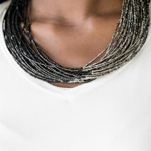 FLASHY FASHION - Black & Gunmetal Seed Bead Necklace (OS) - B:A1