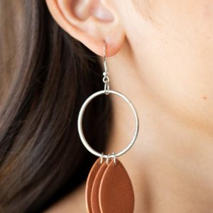 Leafy Laguna - Brown Earring (OS) - B:A4