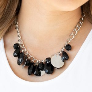 TREASURE SHORE - Black Bead Silver Disc Necklace (OS) - B:A6