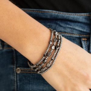 Fashionably Faceted - Black Bracelet (OS) - B:A6