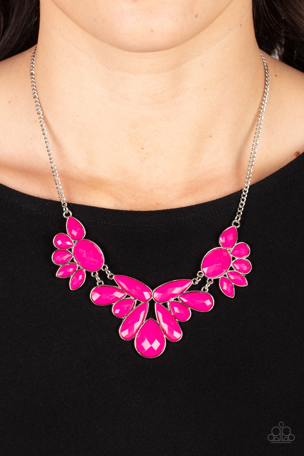 A Passing FAN-cy - Pink Necklace (OS) - B:A6