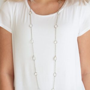 Glassy Glamorous - White Necklace (OS) - B:A1