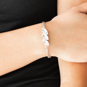 Pretty Priceless - White Bracelet (OS) - B:A2