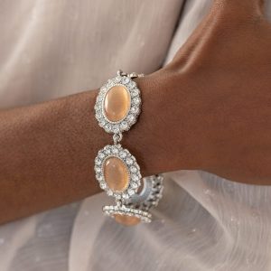 Demurely Diva - Orange Bracelet ~ Fashion Fix February 2021 (OS) (Matching pieces sold separately)