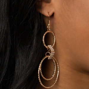 Getting Hitched - Gold Earring (OS) - B:A4