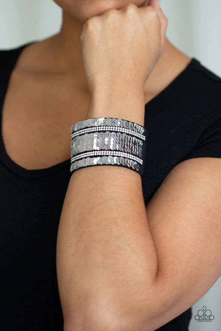 MERMAID Service - Red Sequins Reversible Silver Sequin Bracelet (OS) - B:A2 - Image 3